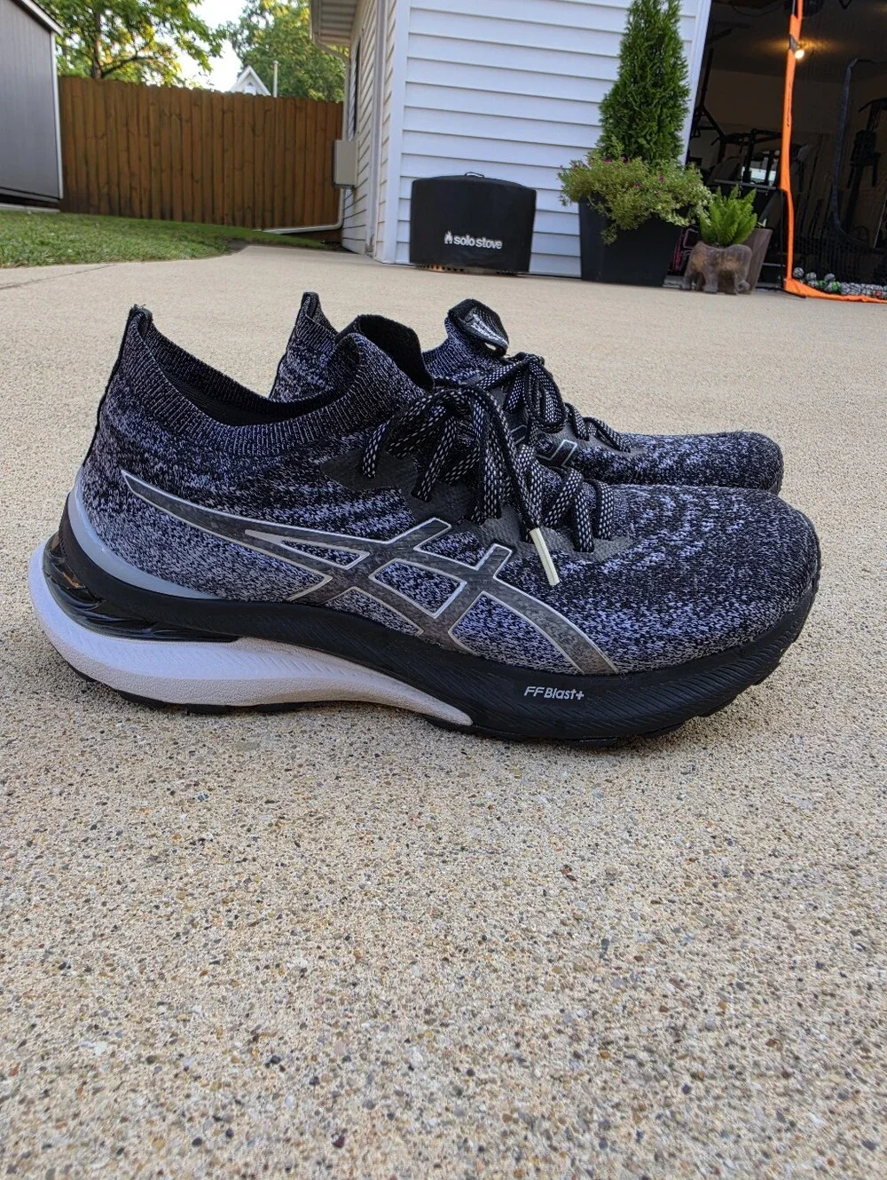 ASICS Gel-Kayano 29 Women's Size 8.5 Black Gray Running Shoes 1012B300